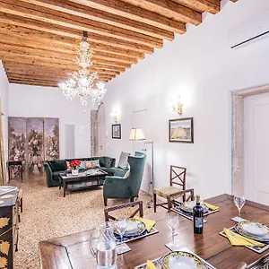 https://ca-san-beneto.hotelinveneto.com
