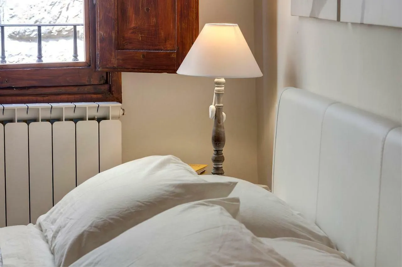 Charlotte Apartment Florence